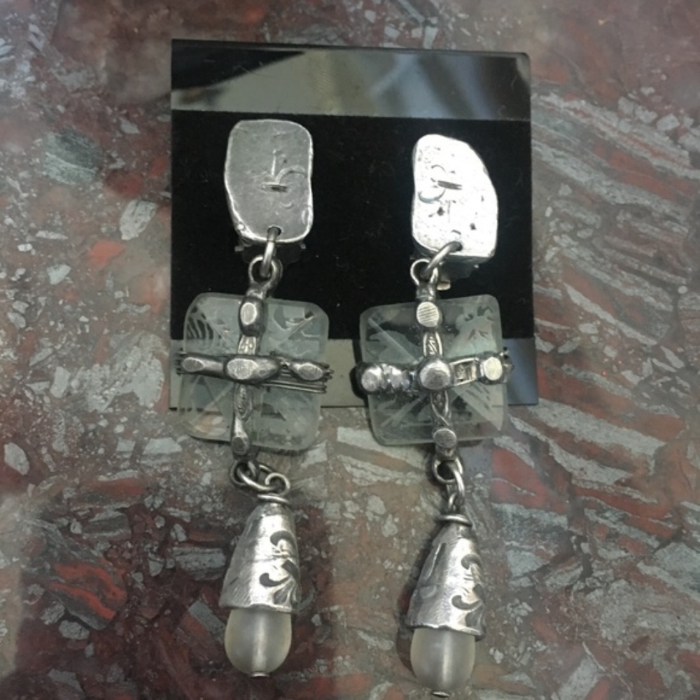 Vintage Clip On Earrings with Clear Stones